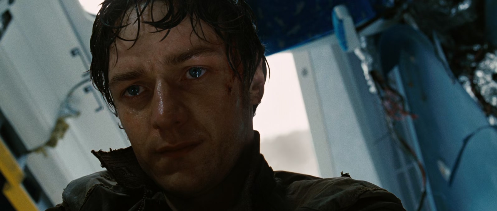 刺客联盟.Wanted.2008.1080p.BluRay.x265.3audio-RARBG特效字幕.mkv_20250329_101410.849.jpg