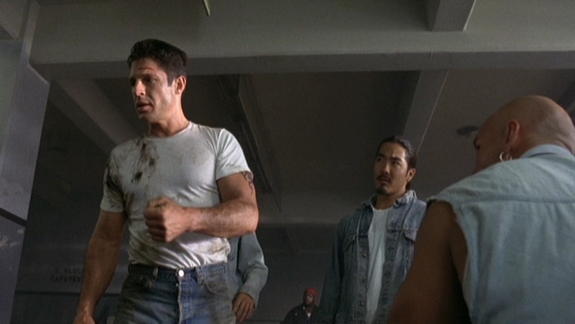 血溅八步.Hard.Justice.1995.DVDRip.国英双语.mkv_20250419_173734.068.jpg