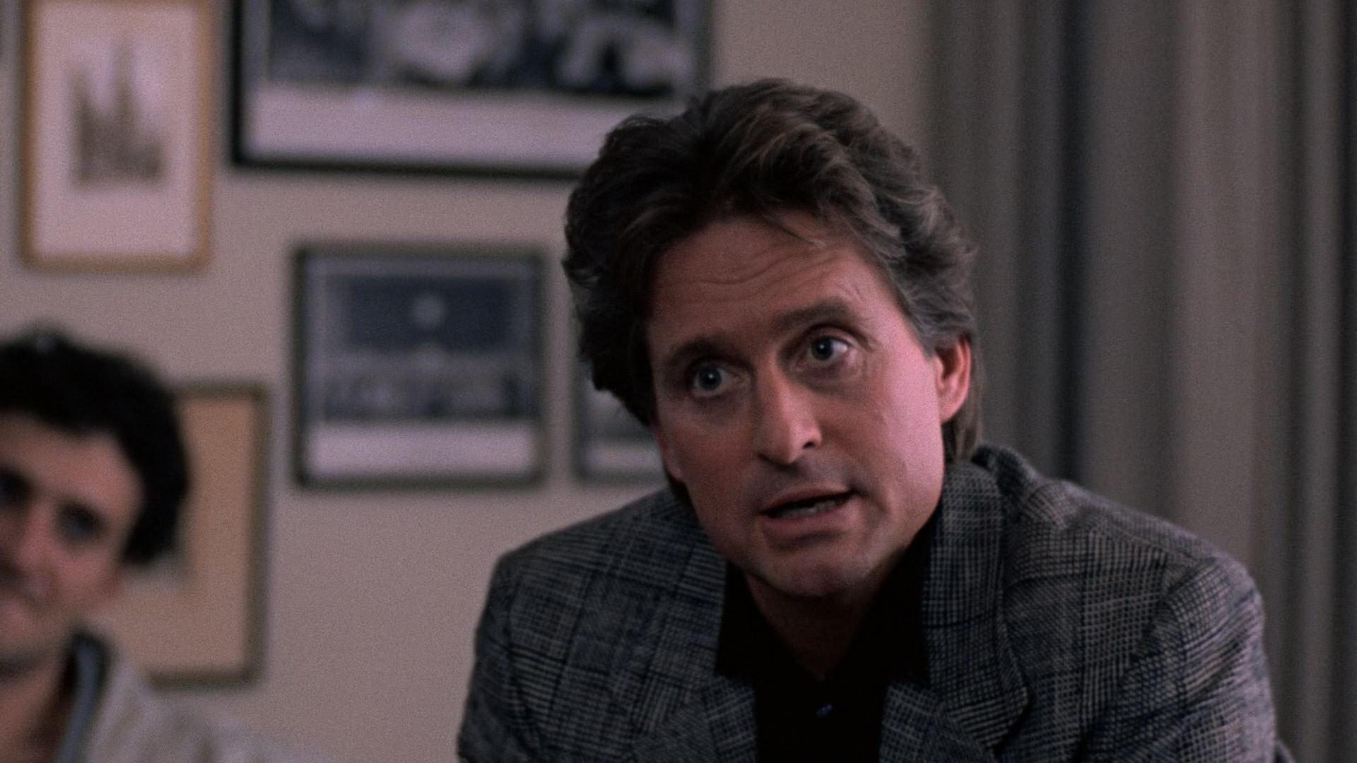 Fatal.Attraction.1987.REMASTERED.1080p.BluRay.x264.DTS-FGT.mkv_20250426_011042.288.jpg