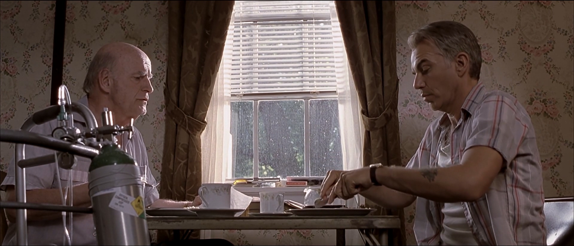 死囚之舞.Monsters.Ball.2001.1080p.BluRay.x264.mkv_20250426_133308.571.jpg