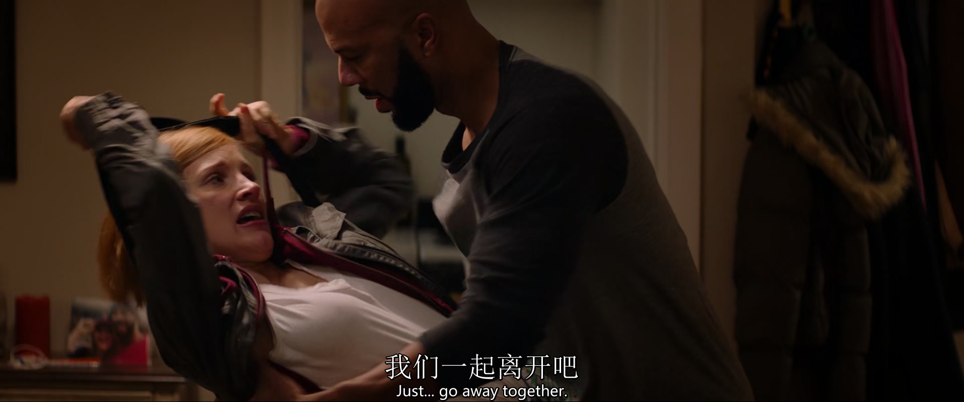 艾娃.Ava.2020.1080p.10bit.BluRay.6CH.x265.HEVC.2audio-PSA.mkv_20250427_105626.785.jpg