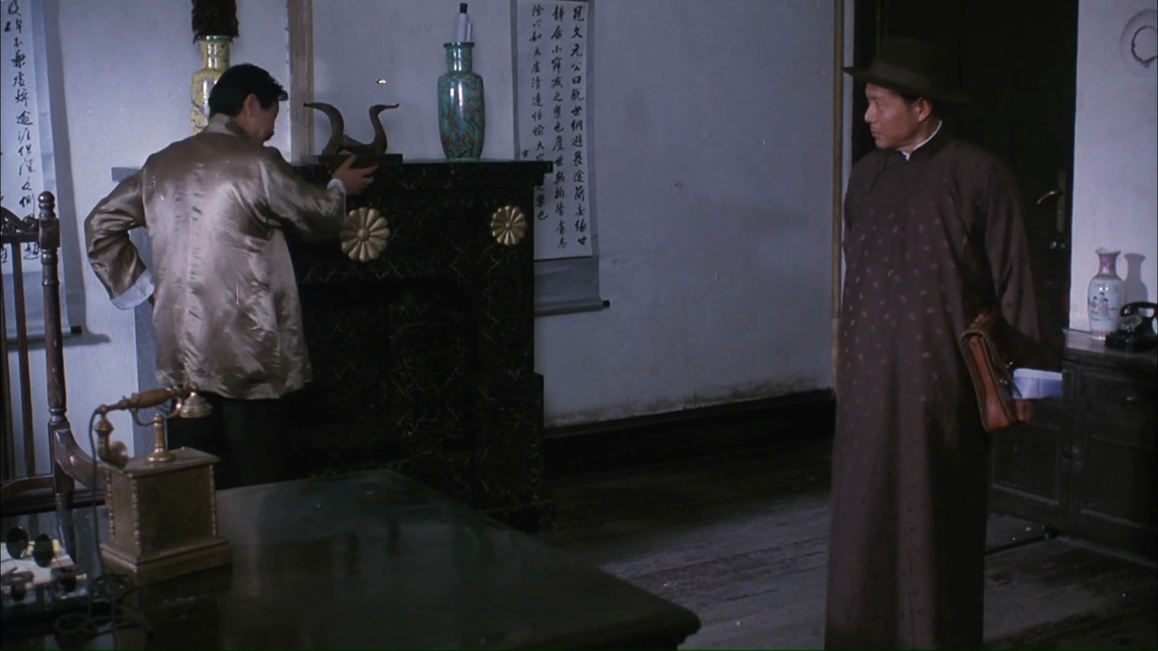 秦淮大缉毒.MP4_20250427_110229.994.jpg