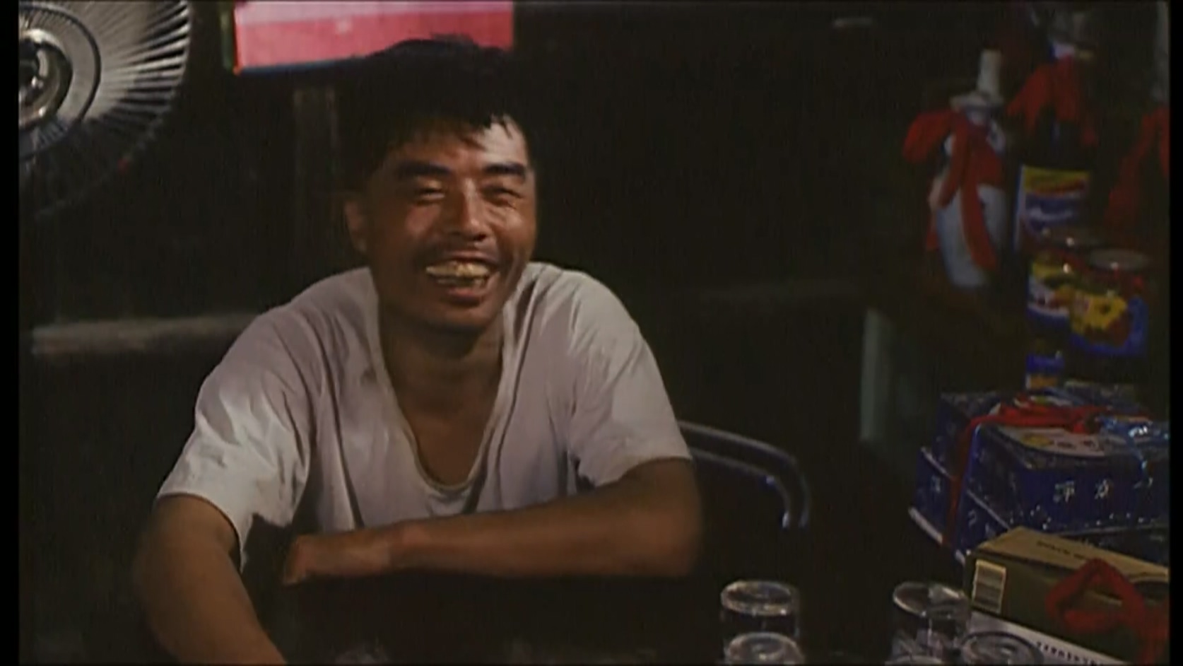奇婚怪事.mkv_20250428_105527.603.jpg