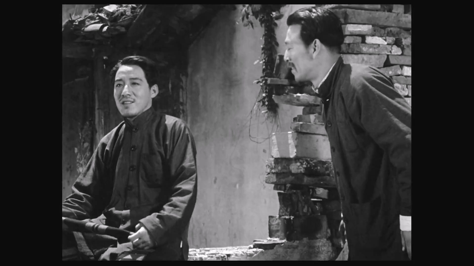 小城之春.1948.老片修复版.mp4_20250428_212926.627.jpg