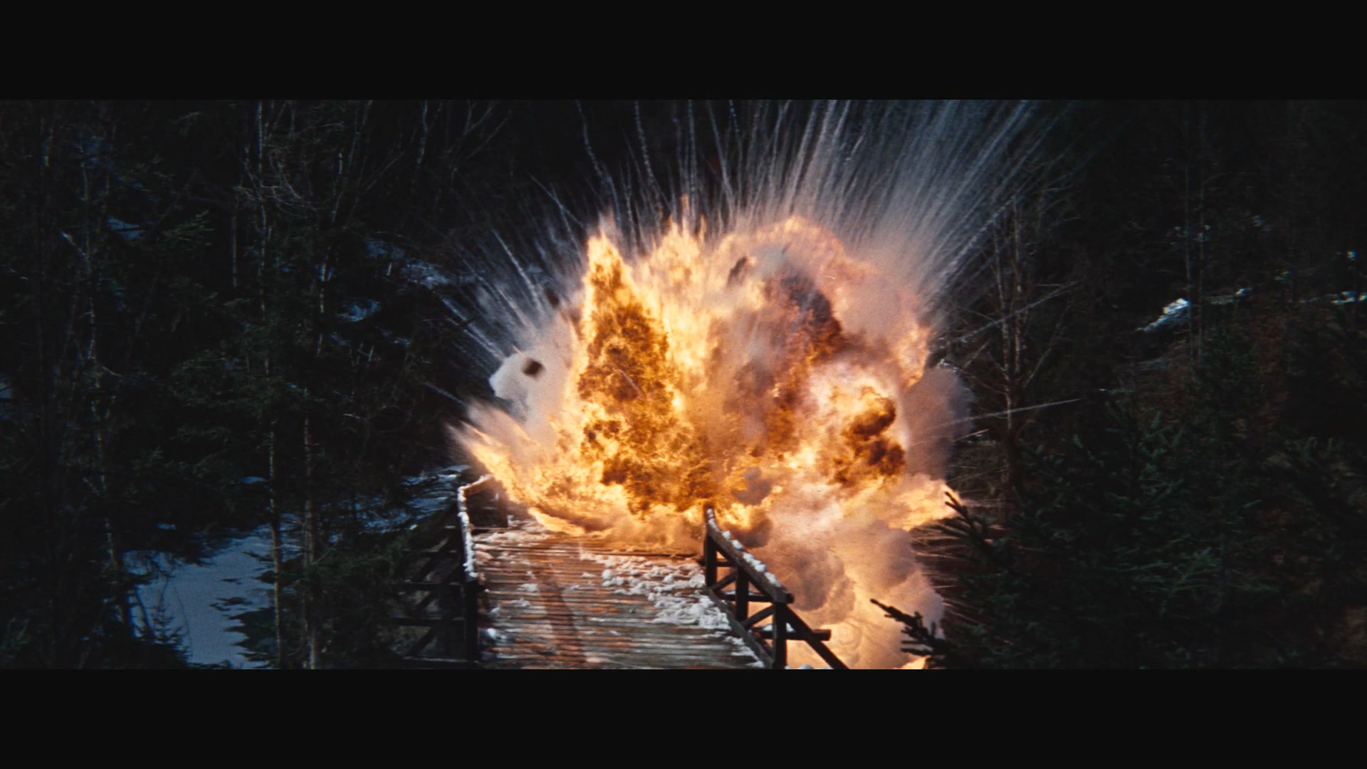 Where.Eagles.Dare.1968.Bluray.1080p.DTS-HD.x264-bylh.mkv_20250503_153847.637.jpg