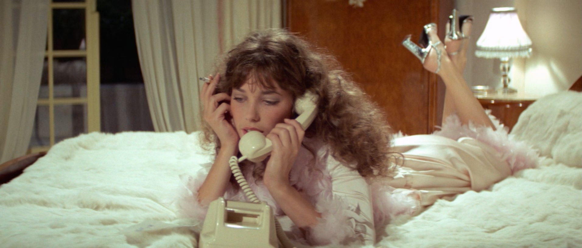 千差万错不是错.La.moutarde.me.monte.au.nez.1974.BluRay.1080p.x265.10bit.国法双语.jpg