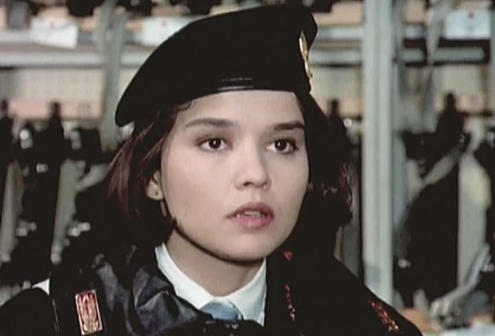 持枪的女人们.（1990.DVDRip.上译国语.意大利语.无字幕）.mkv_20250504_220357.225.jpg