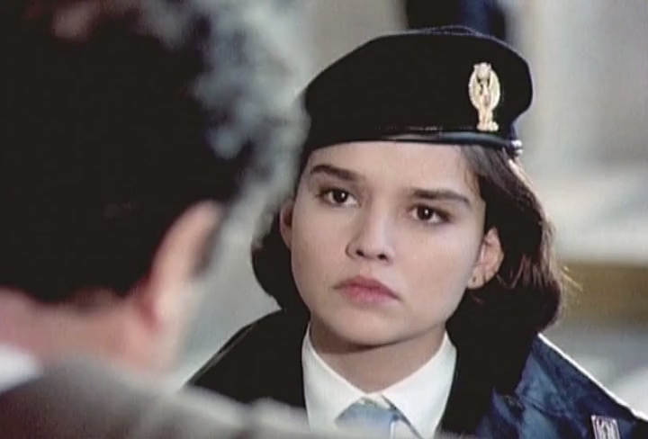 持枪的女人们.（1990.DVDRip.上译国语.意大利语.无字幕）.mkv_20250504_220406.592.jpg