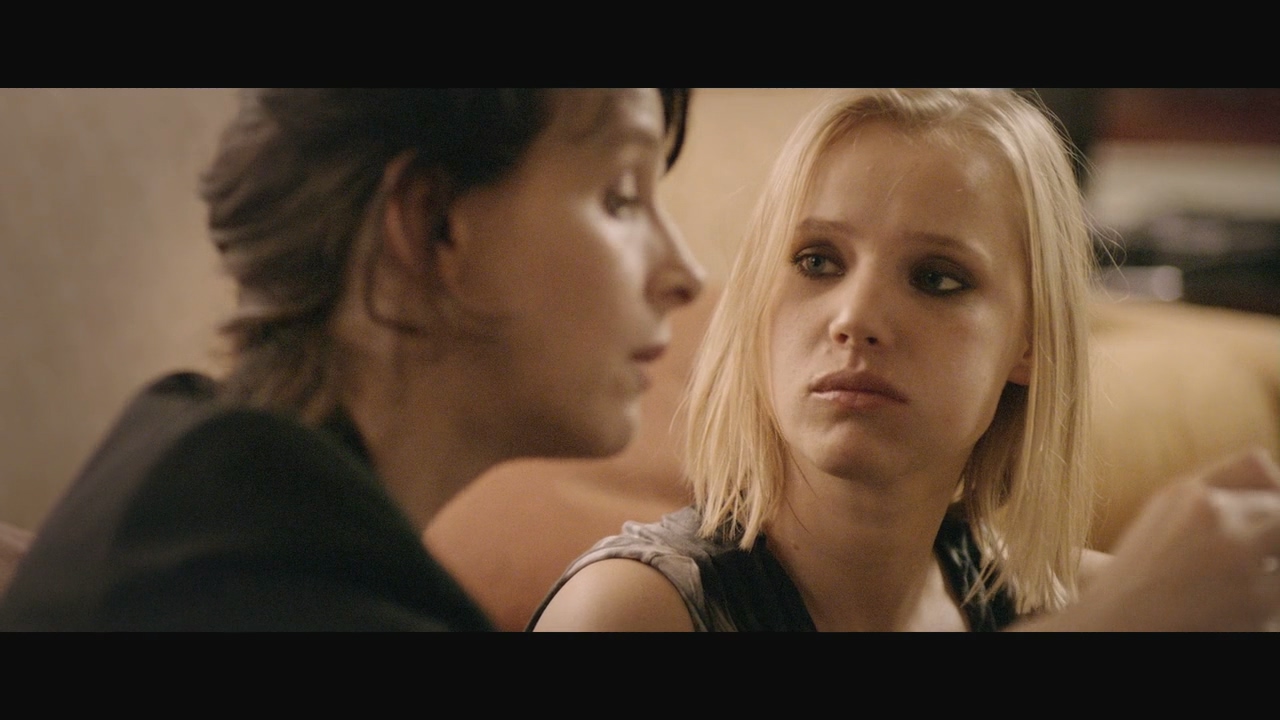 [援交少女]Elles.2012.BluRay.720p.x264.AC3-CnSCG[法语中字2.2G].mkv_20250506_200449.382.jpg