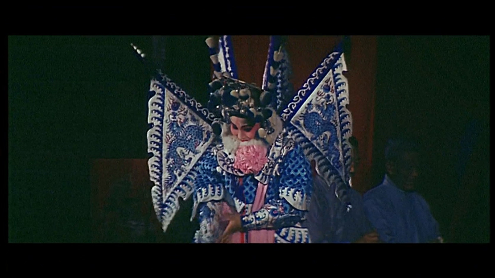 神猫与铁蜘蛛.mkv_20250507_115641.543.jpg