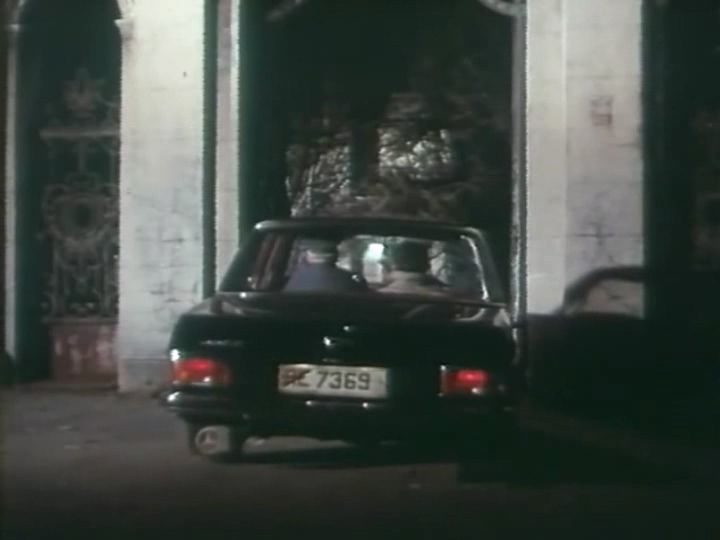 缩小包围圈.南斯拉夫.1974.上海电影译制厂.mkv_20250507_184821.712.jpg