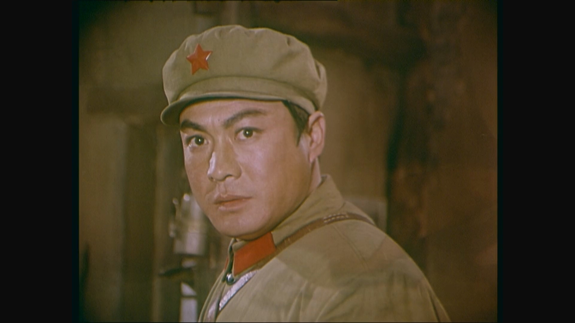 沸腾的群山（北影1986）.mp4_20250507_220112.344.jpg