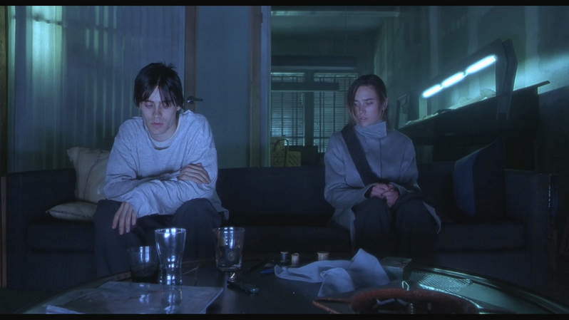 56.[梦之安魂曲(导演剪辑版)].Requiem.for.a.Dream.DC.2000.BluRay.720p.x264.AC3-CMC.png
