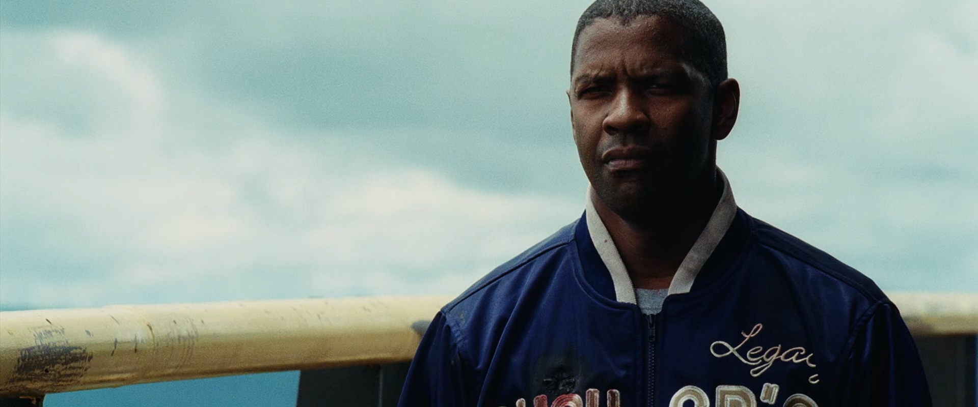 Man.on.Fire.2004.BluRay.1080p.x265.2Audio-MiniHD.mkv_20250509_233541.146.jpg