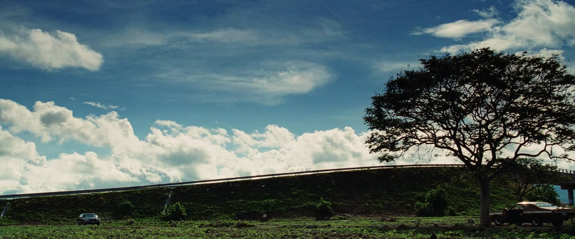 Man.on.Fire.2004.BluRay.1080p.x265.2Audio-MiniHD.mkv_20250509_233519.809.jpg