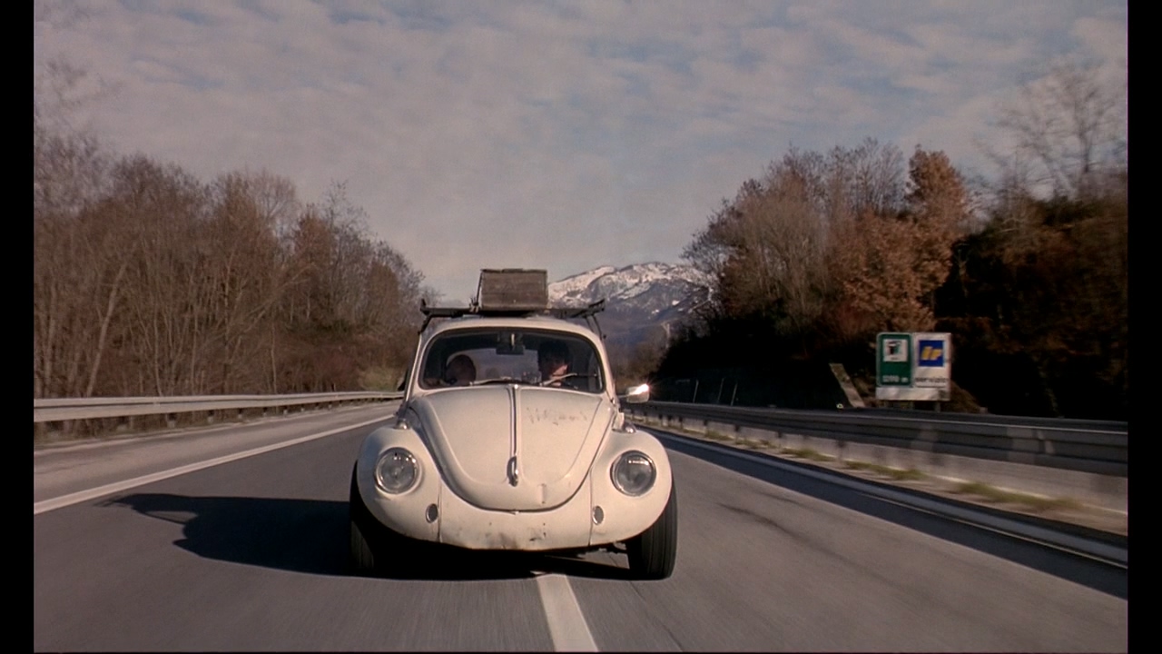 [魔诫坟场].Dellamorte.Dellamore.1994.BluRay.720p.x264.AC3-CMCT.mkv_20250510_084613.898.jpg