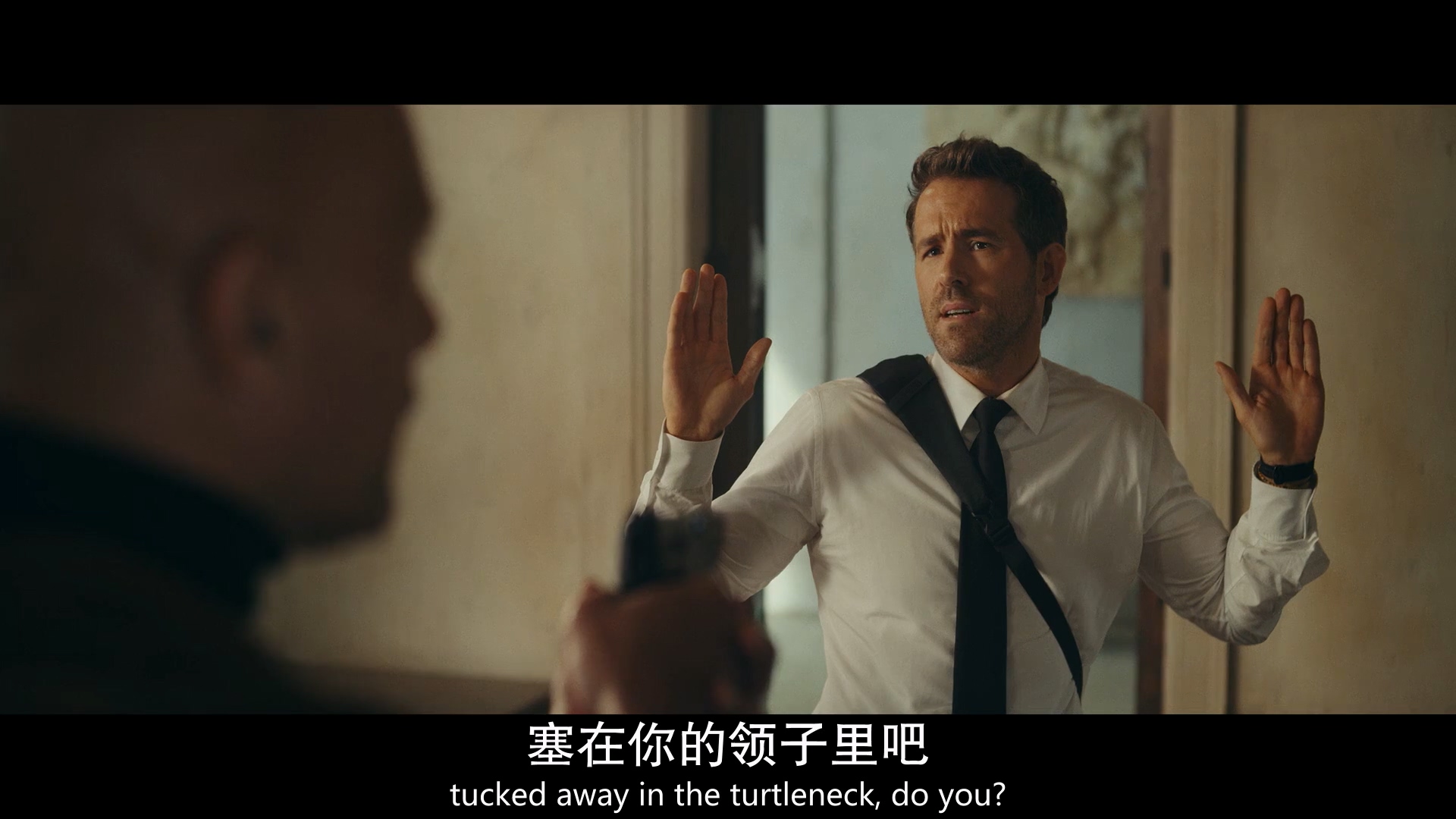 红色通缉令.1080p.HD中英双字[66影视www.66Ys.Co].mp4_20250510_085116.922.jpg