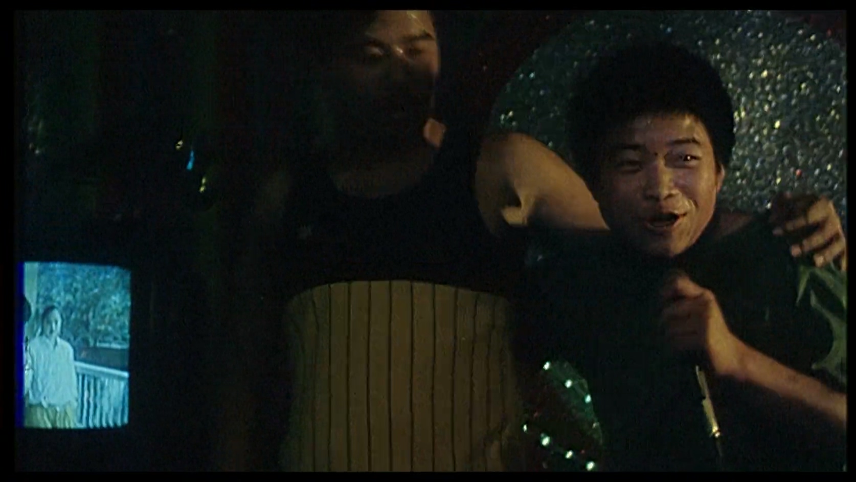骚动的乡风.mkv_20250510_124439.694.jpg