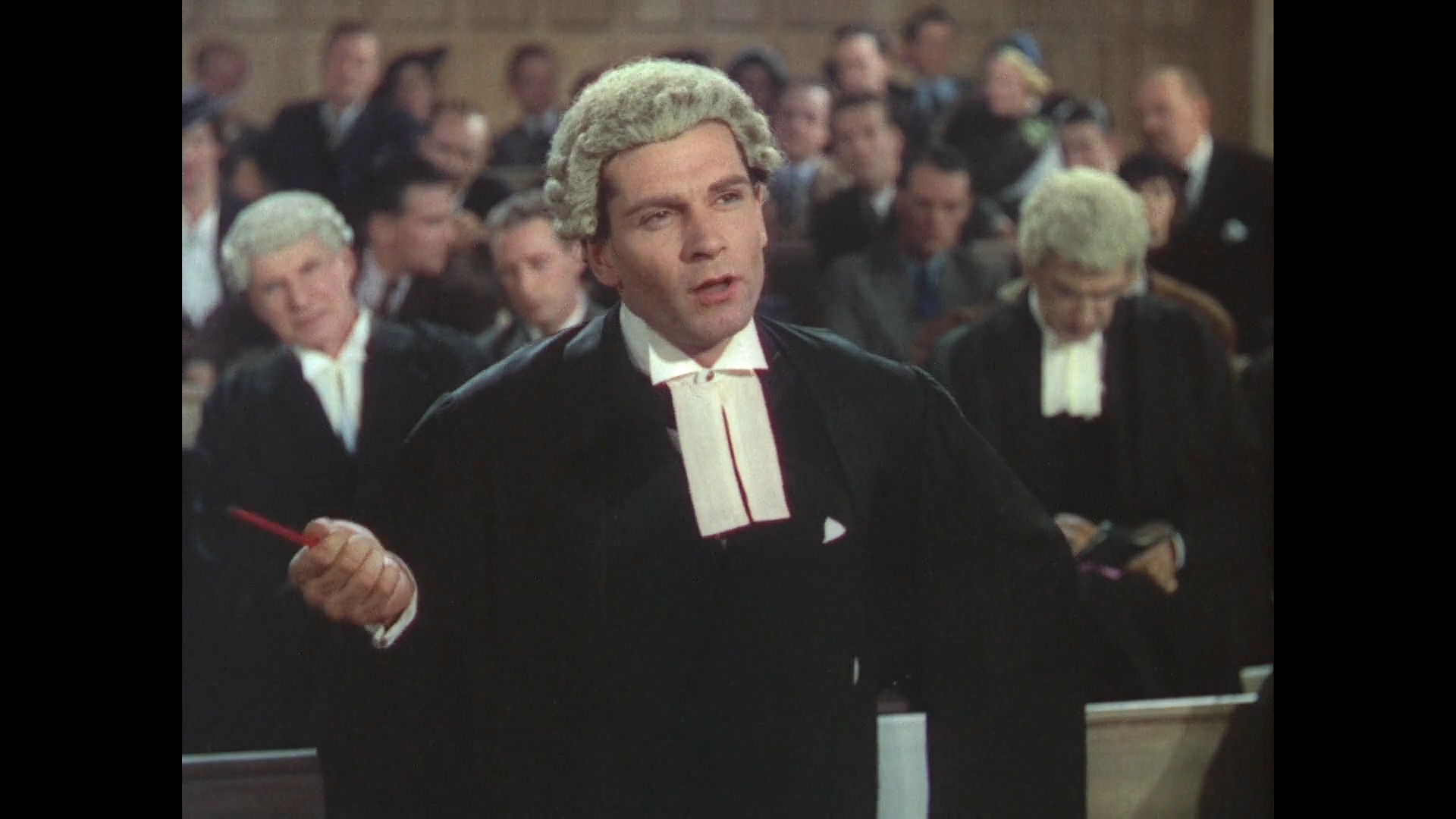 The.Divorce.Of.Lady.X.1938.1080p.BluRay.H264.AAC-RARBG.mkv_20250511_085103.762.jpg