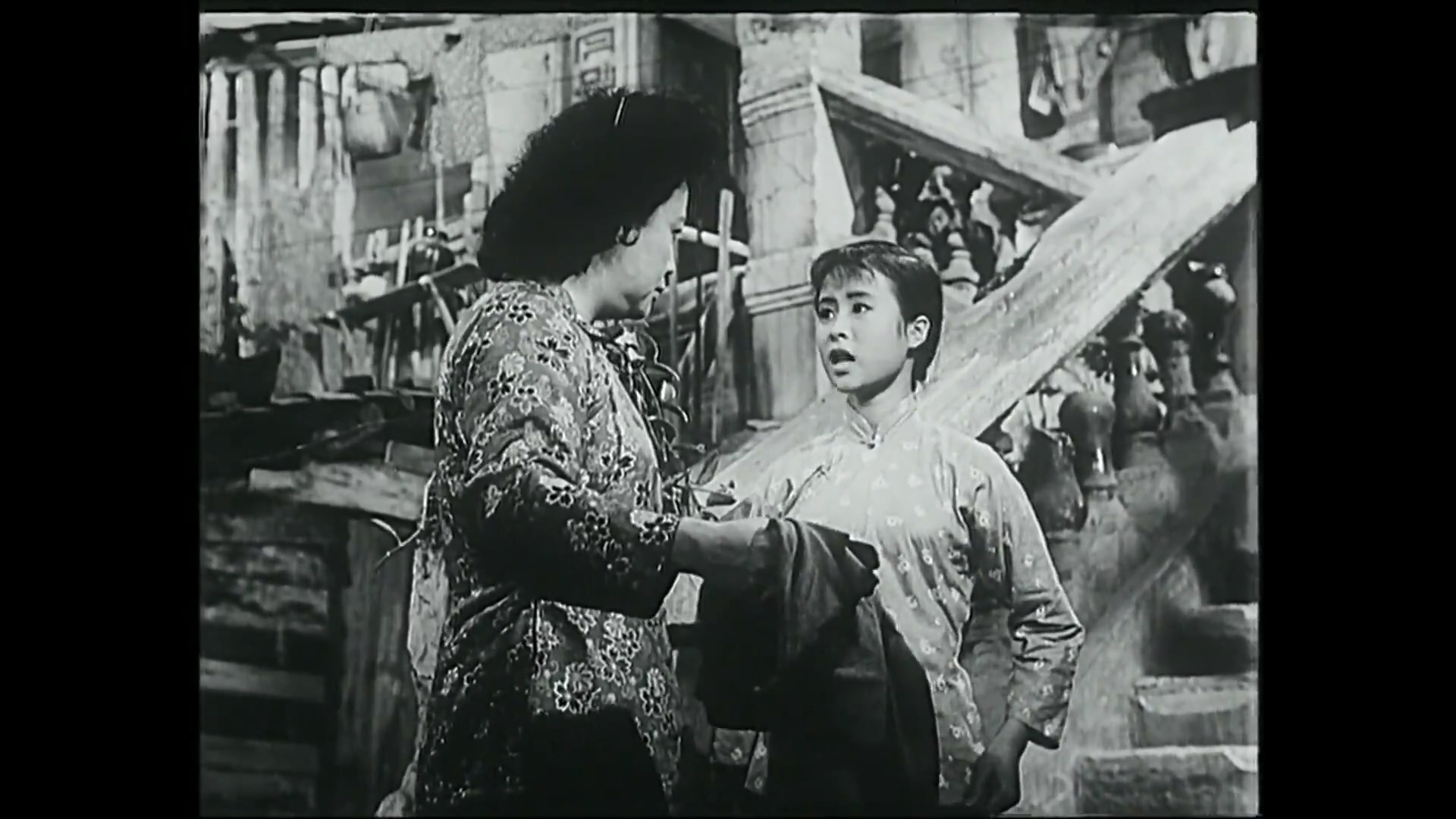 The.House.of.72.Tenants.1963.1080p.WEB-DL.H264.AAC-BATWEB.mp4_20250513_105533.144.jpg