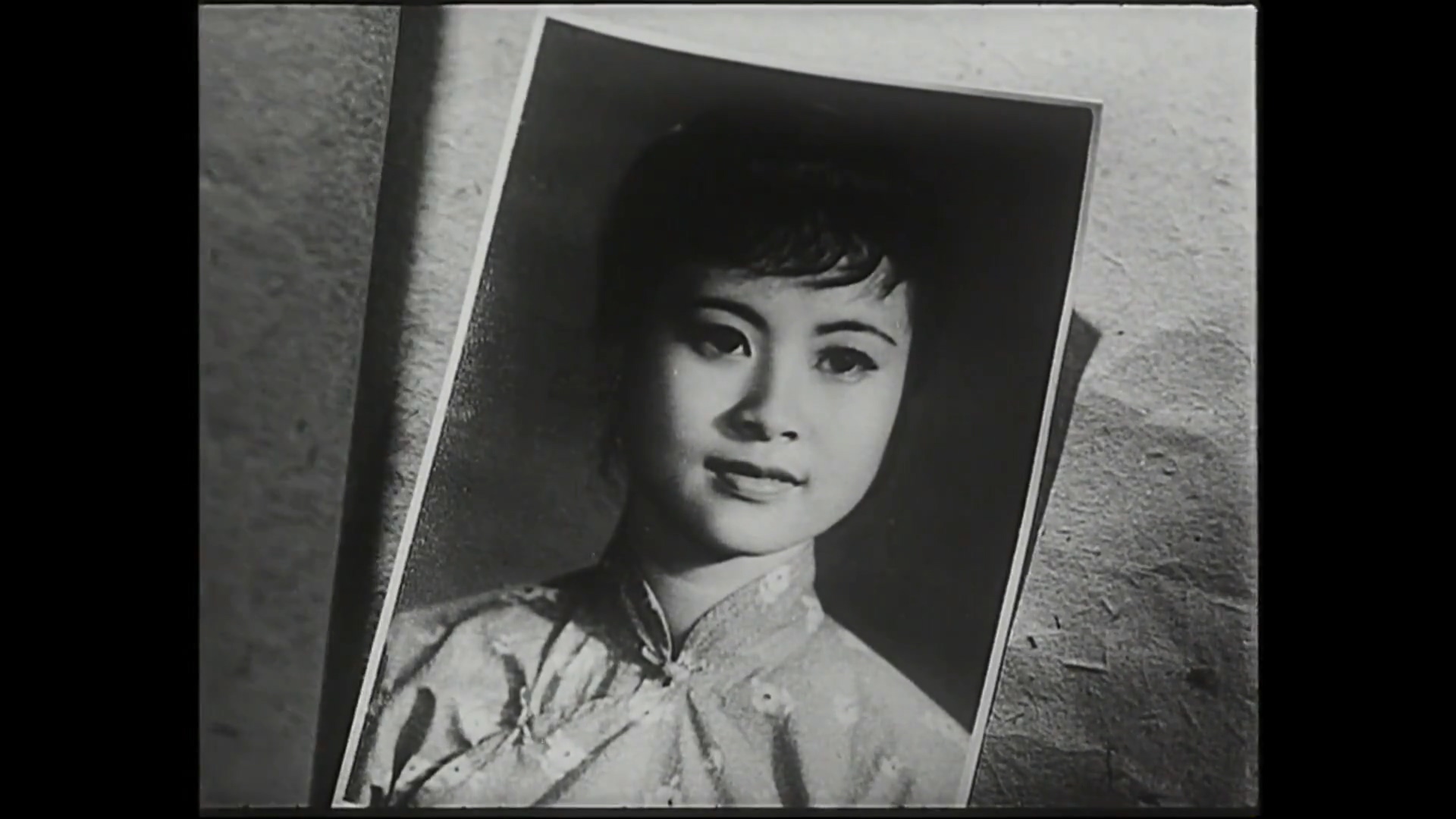 The.House.of.72.Tenants.1963.1080p.WEB-DL.H264.AAC-BATWEB.mp4_20250513_105857.665.jpg