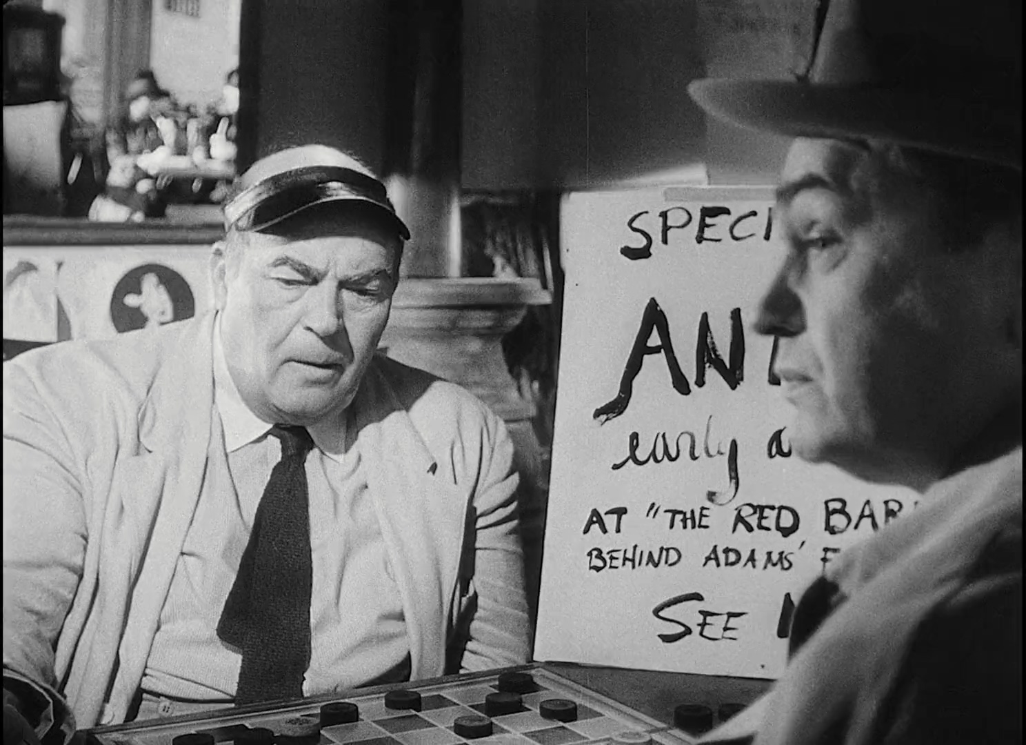 The.Stranger.1946.REMASTERED.1080p.BluRay.H264.AAC-RARBG.mp4_20250513_122417.504.jpg
