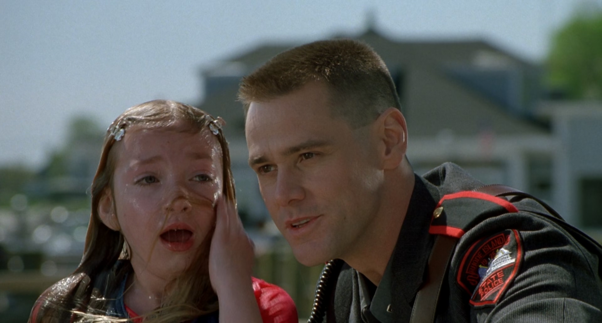 Me.Myself.and.Irene.2000.1080p.BluRay.DDP5.1.x265.10bit-bylh.mkv_20250515_204221.131.jpg