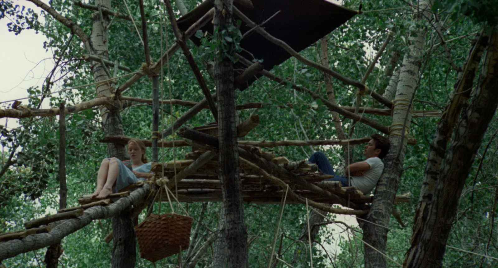 Badlands.1973.CC.1080p.BluRay.x264.FLAC.1.0-SONYHD.mkv_20250516_154442.397.jpg