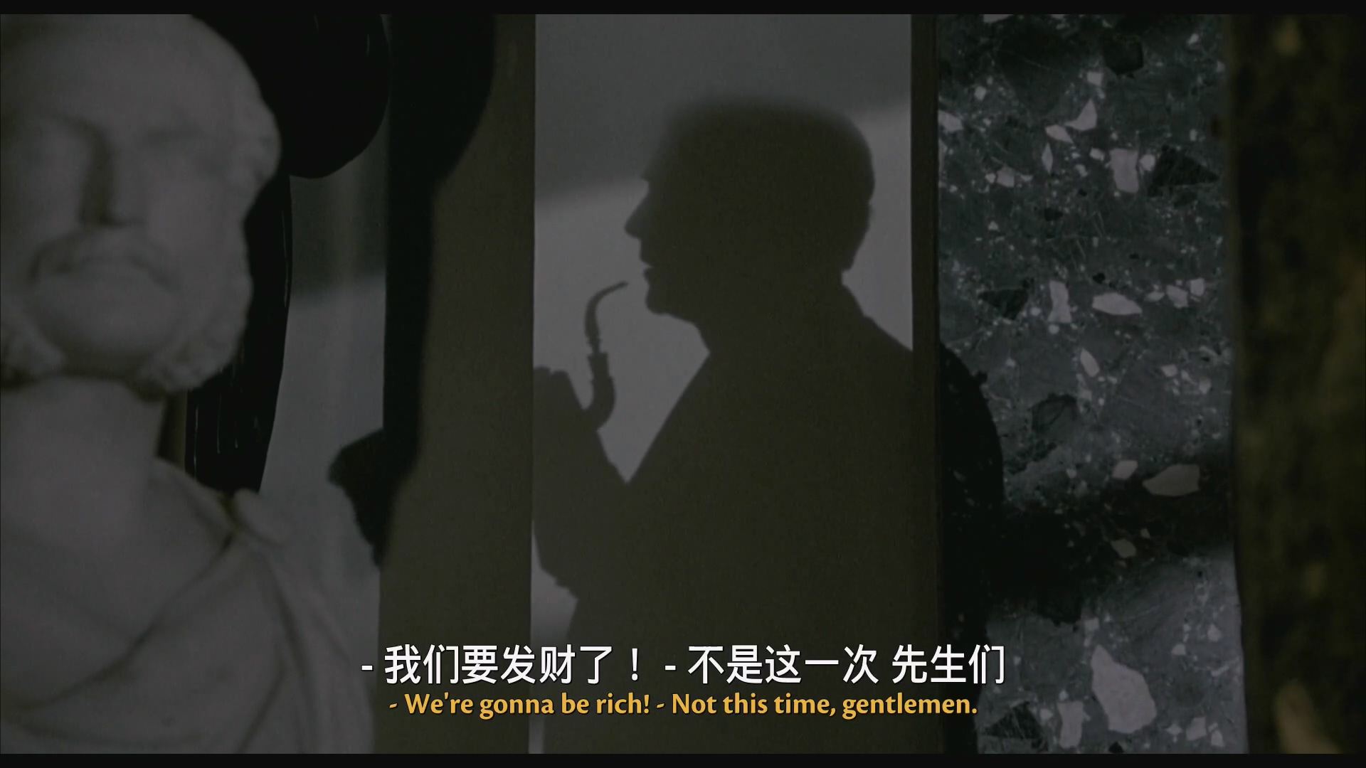 [www.domp4.cc]福e摩s外c.1988.BD1080p.国英双语.中英双字.mp4_20250520_002121.589.jpg