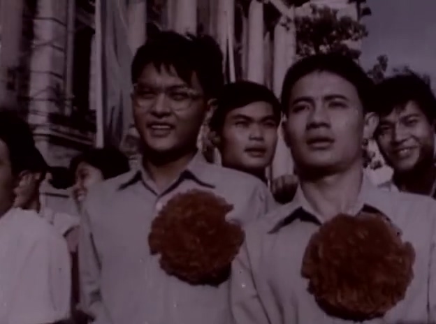 同志感谢你（1977）.mp4_20250527_211912.499.jpg