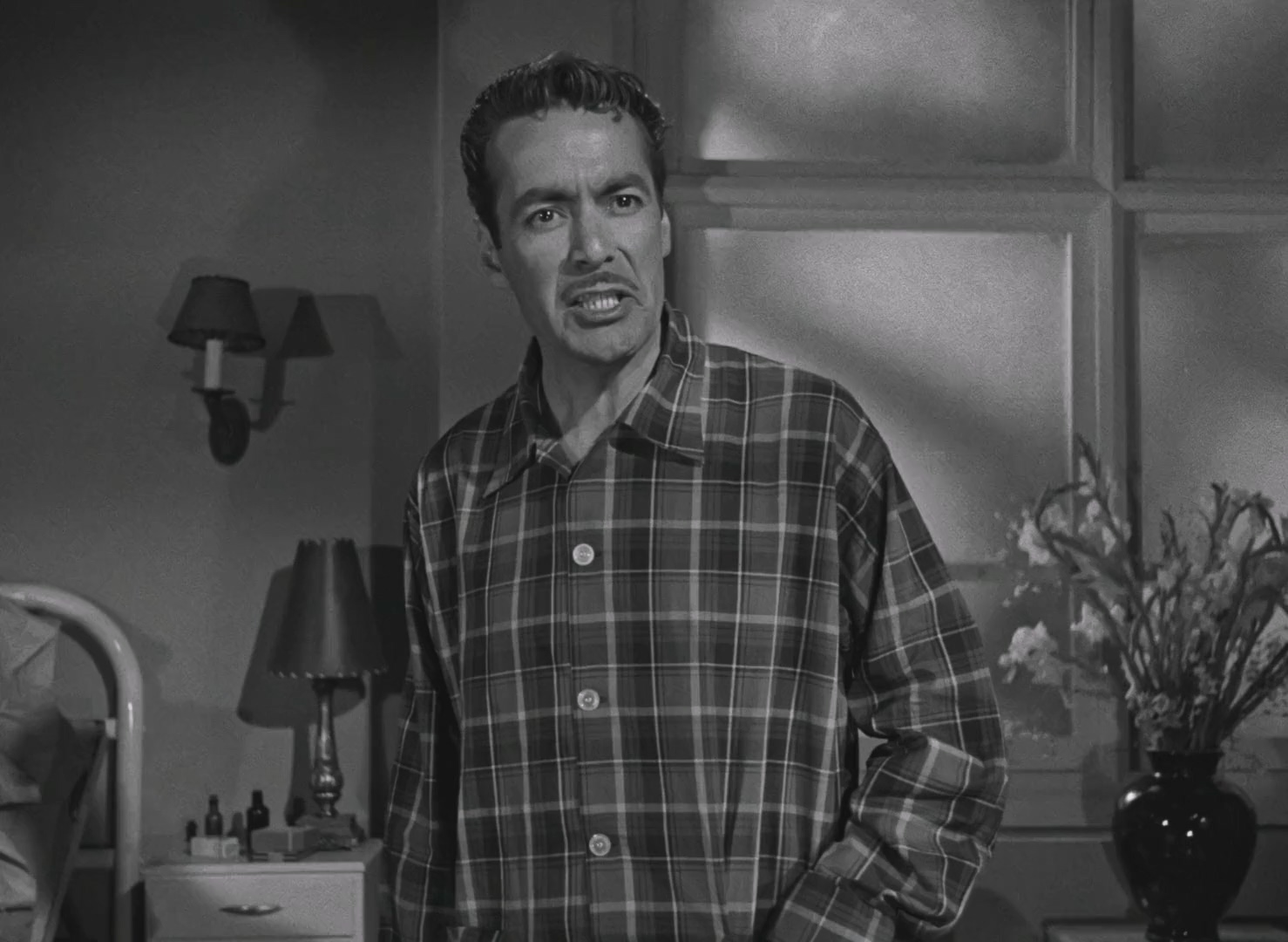 The.Criminal.Life.Of.Archibaldo.De.La.Cruz.1955.1080p.BluRay.x264.AAC-[YTS.MX].m.jpg