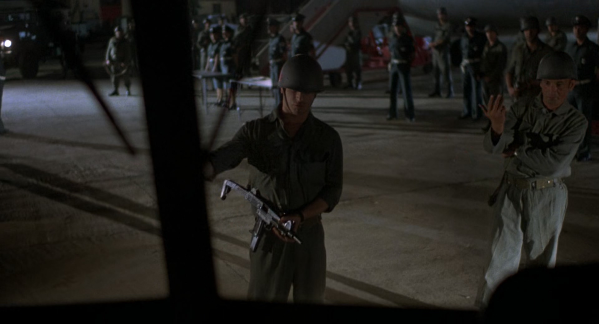 Midnight.Express.1978.1080p.BluRay.x265-RARBG.mp4_20250530_223339.328.jpg