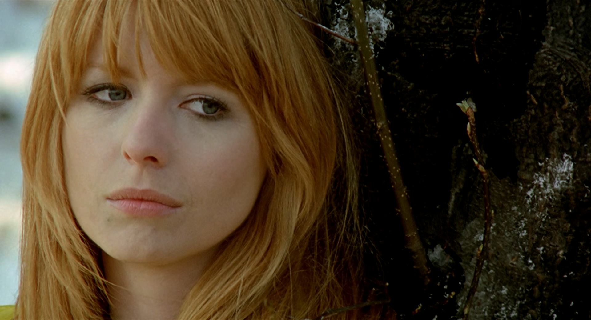 Deep.End.1970.1080p.BluRay.x265.10bit.FLAC.2.0-SONYHD.mkv_20250531_005717.540.jpg