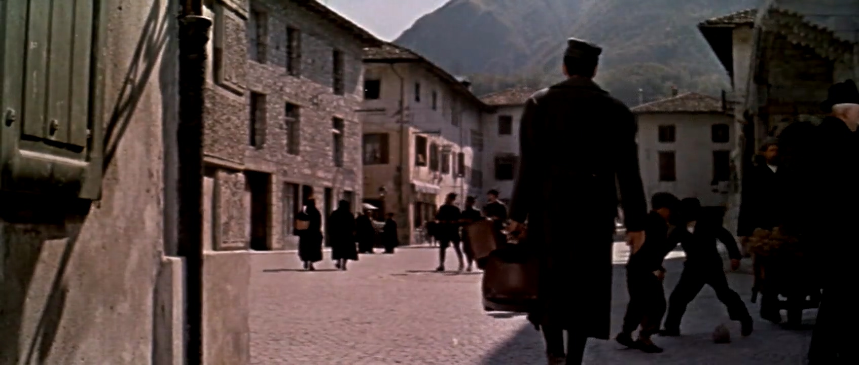 永别了武器（美国1957）.720P.x264.mkv_20250603_224020.576.jpg