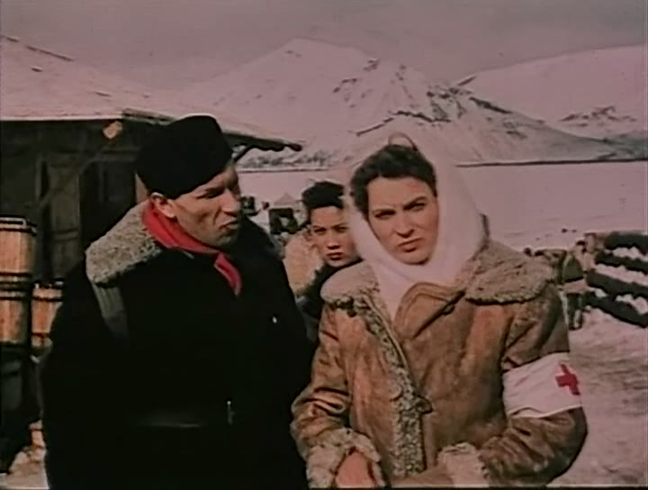 远离莫斯科的地方1950.avi_20250604_132130.274.jpg