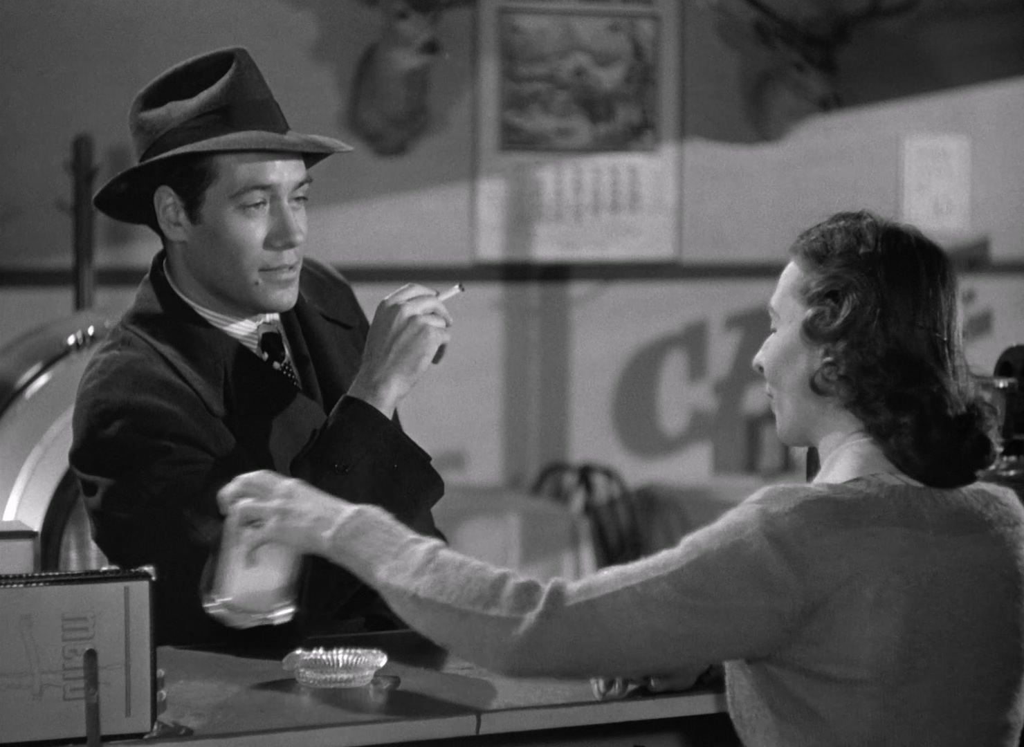 Out.of.the.Past.1947.1080p.BluRay.x265.10bit.FLAC.2.0-SONYHD.mkv_20250604_232859.937.jpg