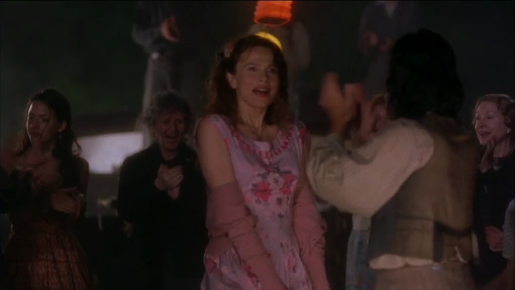 Chocolat.2000.浓情巧克力.双语字幕.HR-HDTV.AC3.1024X576.x264-人人影视制作.mkv_202.jpg