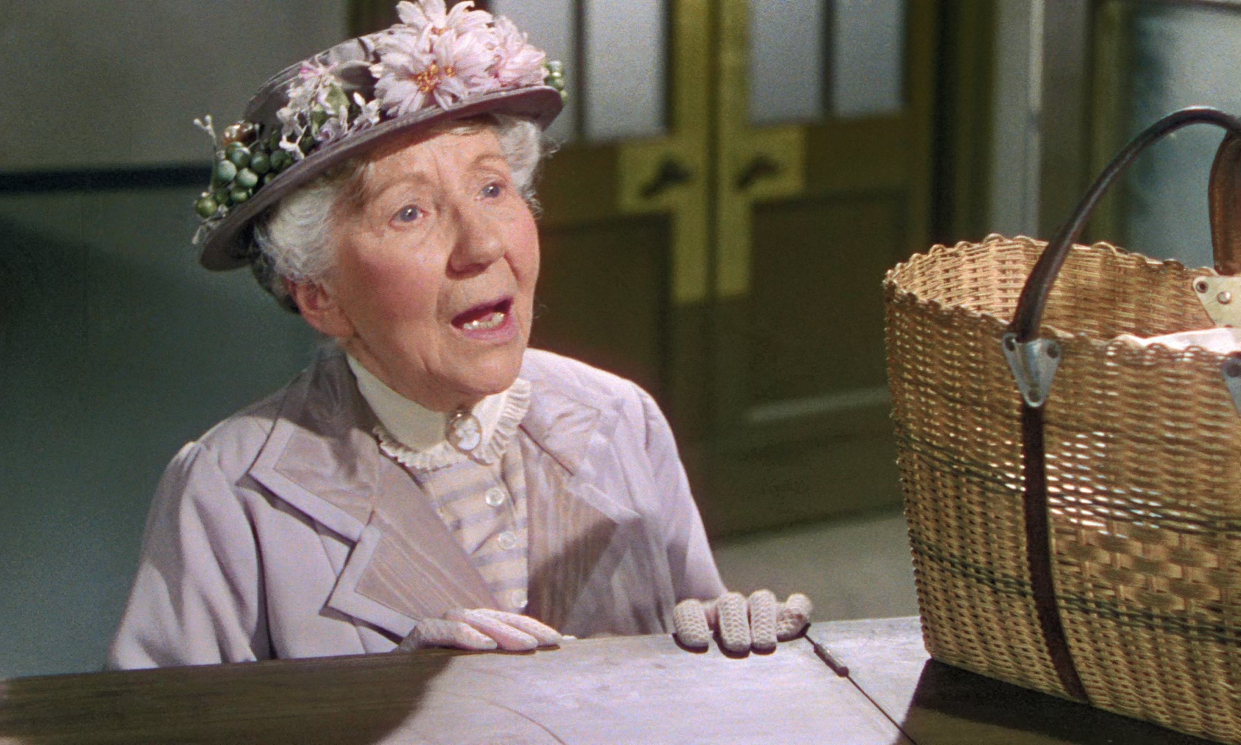 The.Ladykillers.1955.1080p.BluRay.x265.10bit.DTS.2.0-QuickIO.mkv_20250611_140728.589.jpg