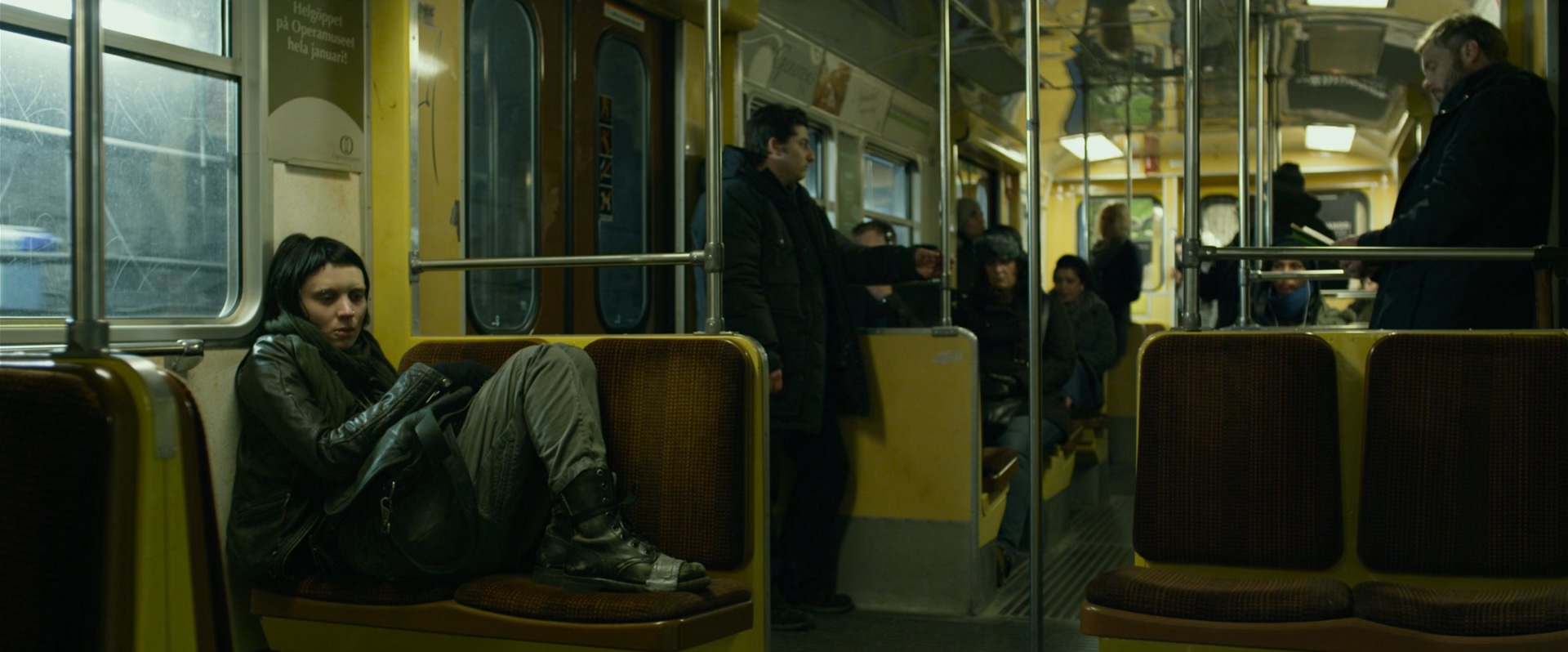 The.Girl.with.the.Dragon.Tattoo.2011.1080p.BluRay.x265-RARBG.mkv_20250612_230702.153.jpg