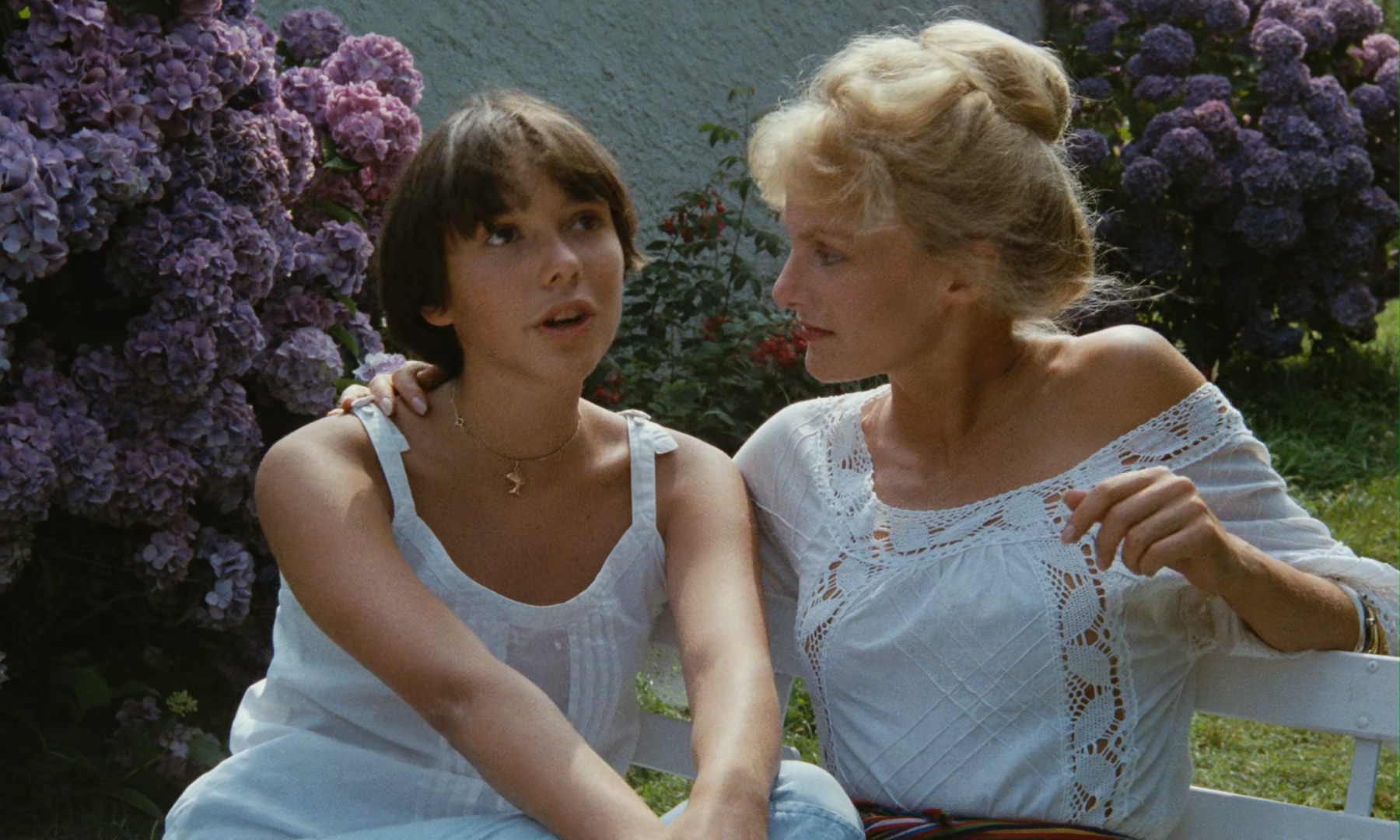 Pauline.at.the.Beach.1983.BluRay.1080p.LPCM.1.0.x265.10bit-DreamHD.mkv_20250613_.jpg