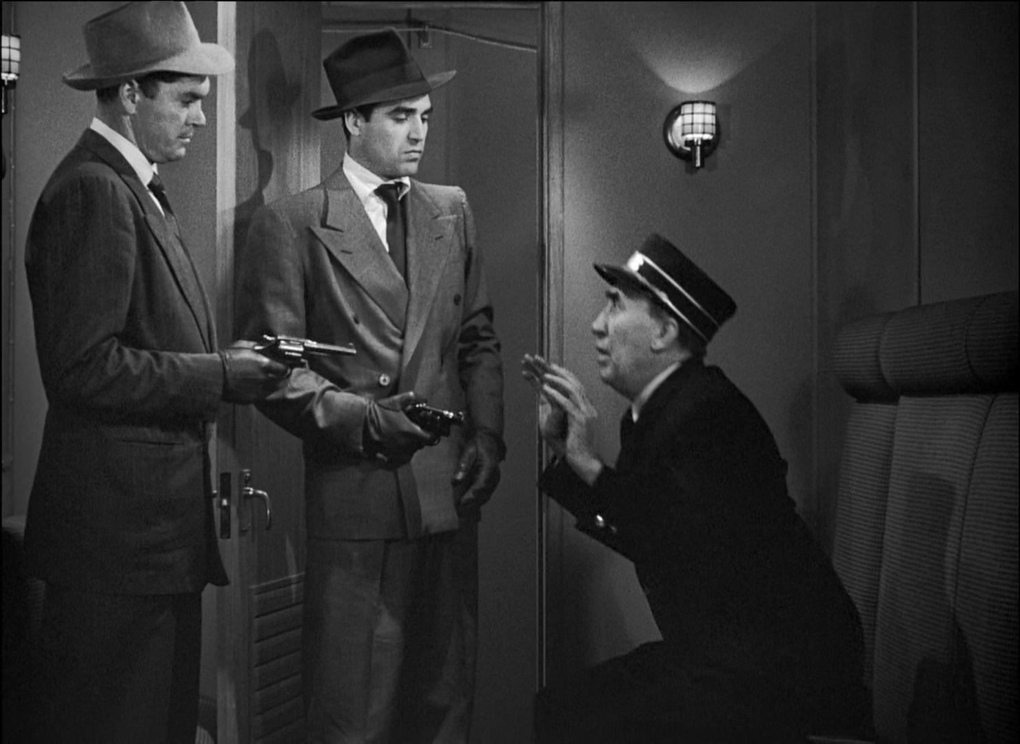 歼匪喋血战.White.Heat.1949.1080p.BluRay.x265.HEVC.FLAC-SARTRE-bylh.mkv_20250617_.jpg
