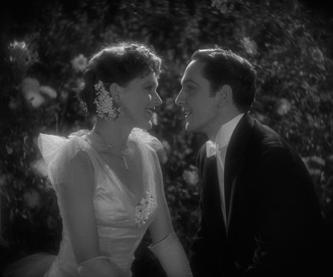 Dr.Jekyll.and.Mr.Hyde.1931.1080p.BluRay.x265-RARBG.mp4_20250617_152159.167.jpg