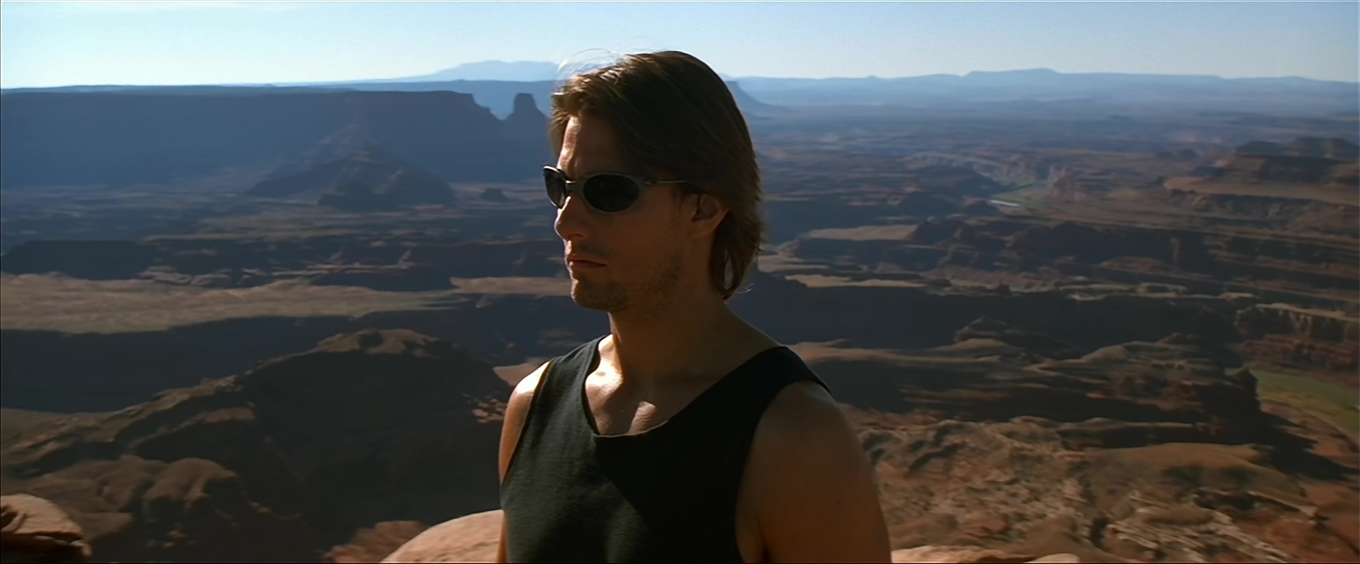 碟中谍2.Mission：Impossible.2.2000.2Audio.CN.mkv_20250630_220441.031.jpg
