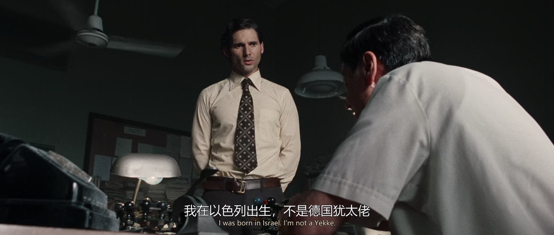 慕尼黑.Munich.2005.1080p.BluRay.x265.国英双语双字.mkv_20250702_191826.638.jpg