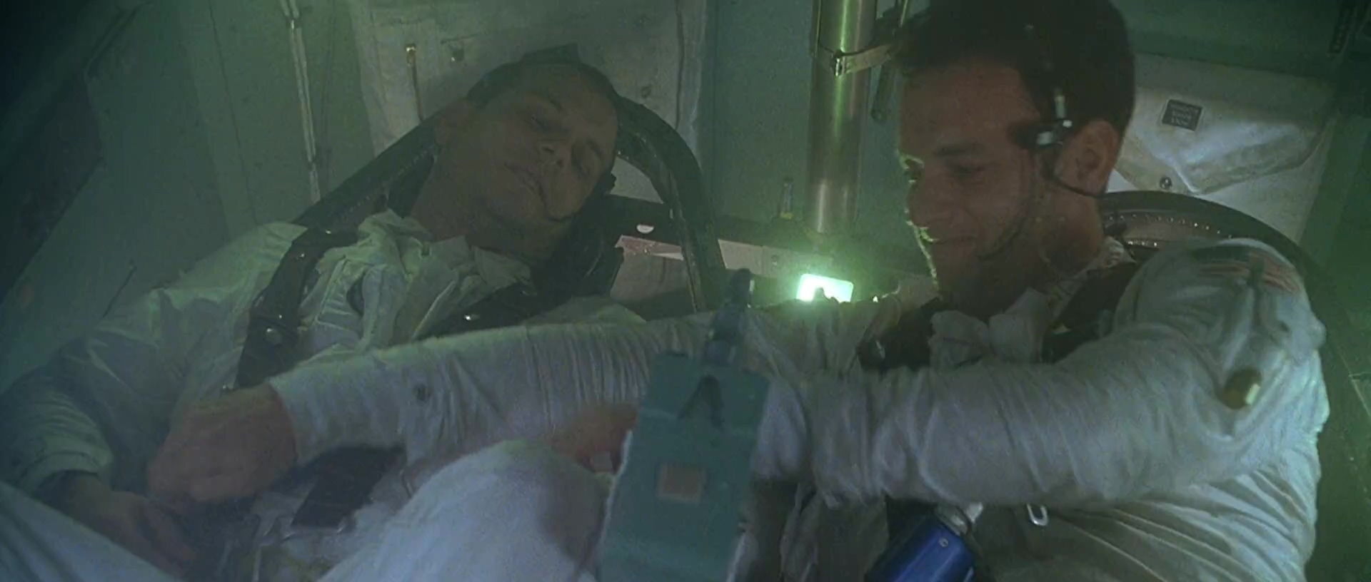 阿波罗13号.Apollo.13.1995.2Audio.CN.mkv_20250703_211937.437.jpg