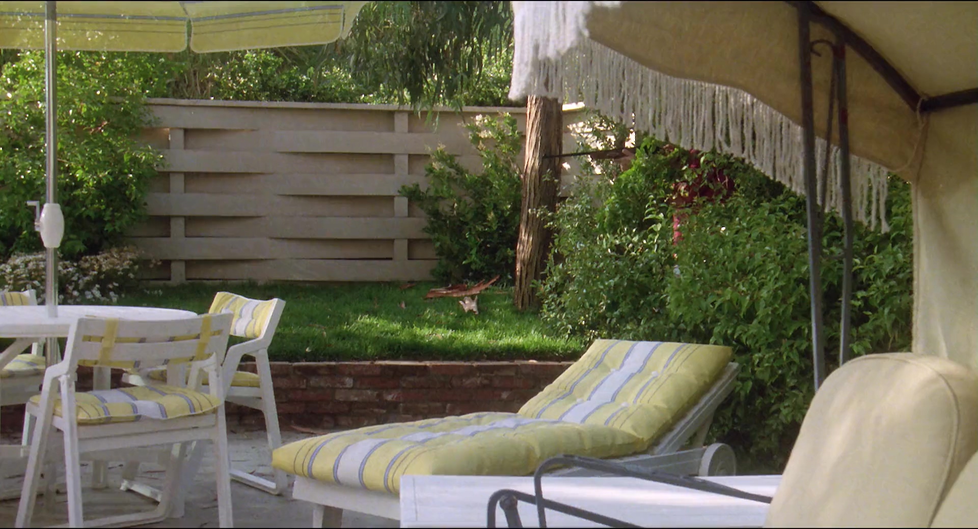 地狱来的芳邻.The.Burbs.1989.CN.mkv_20250703_221755.668.jpg