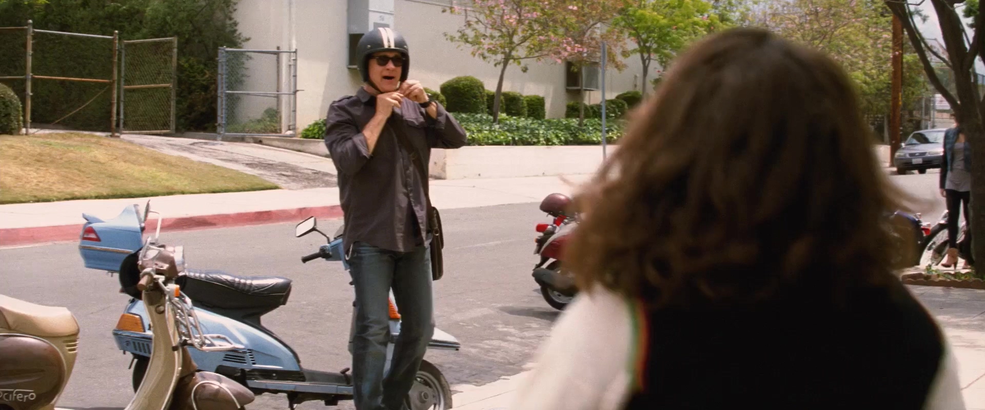 拉瑞·克劳.Larry.Crowne.2011.CN.mkv_20250705_215243.433.jpg