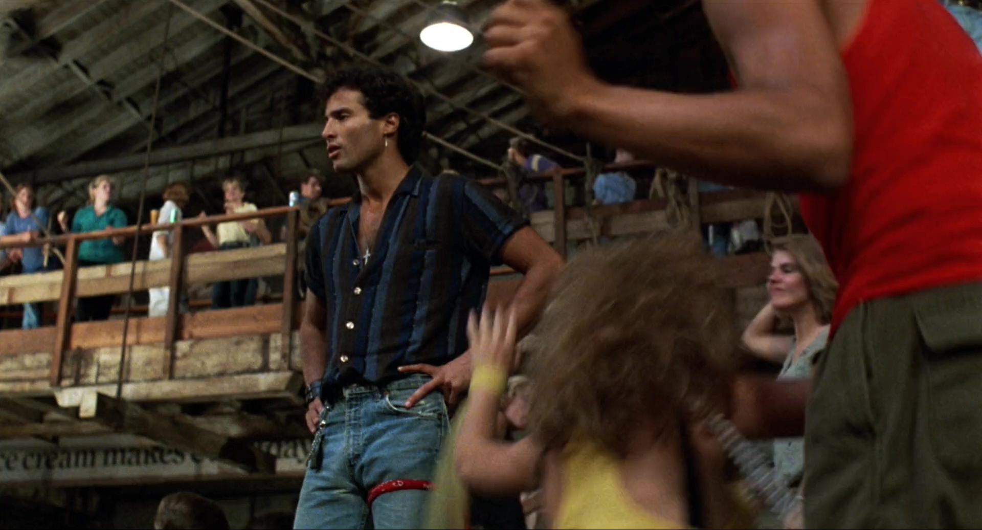 火爆小子.Tuff.Turf.1985.CN.mkv_20250707_123819.193.jpg