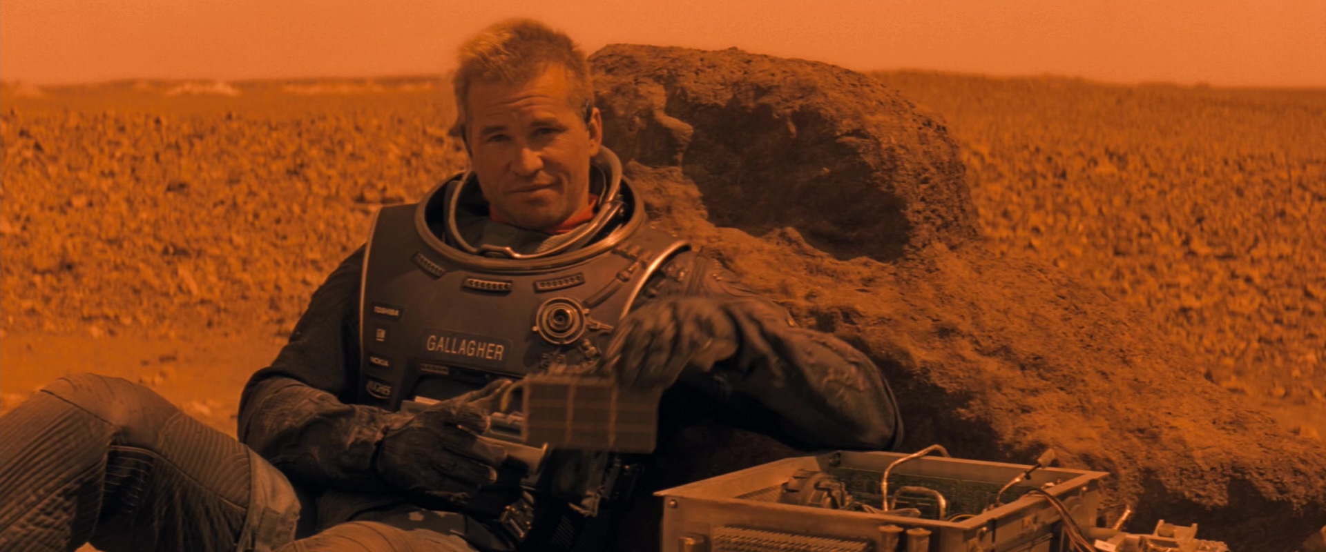 红色星球.Red.Planet.2000.2Audio.CNSC.mkv_20250709_111526.878.jpg