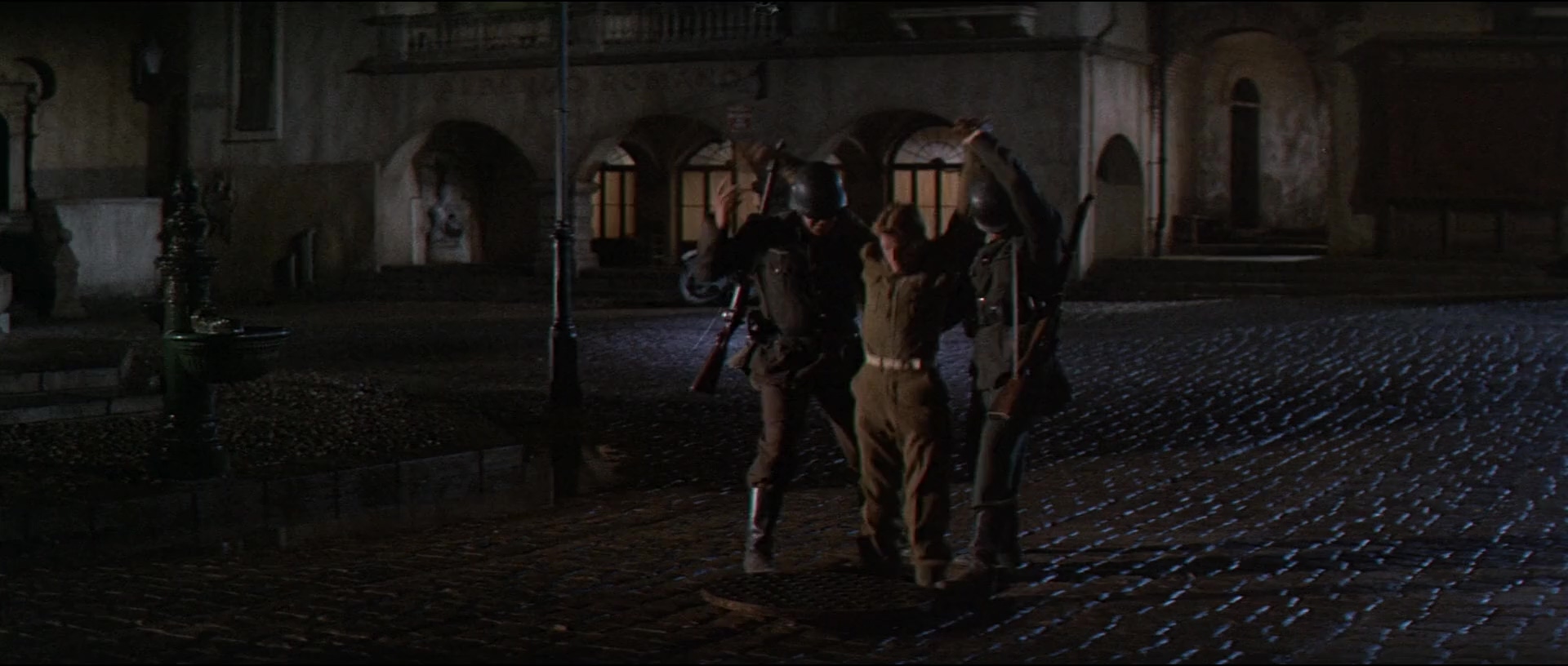 异想天开大逃亡.What.Did.You.Do.in.the.War.Daddy.1966.CNSC.mkv_20250709_124045.239.jpg